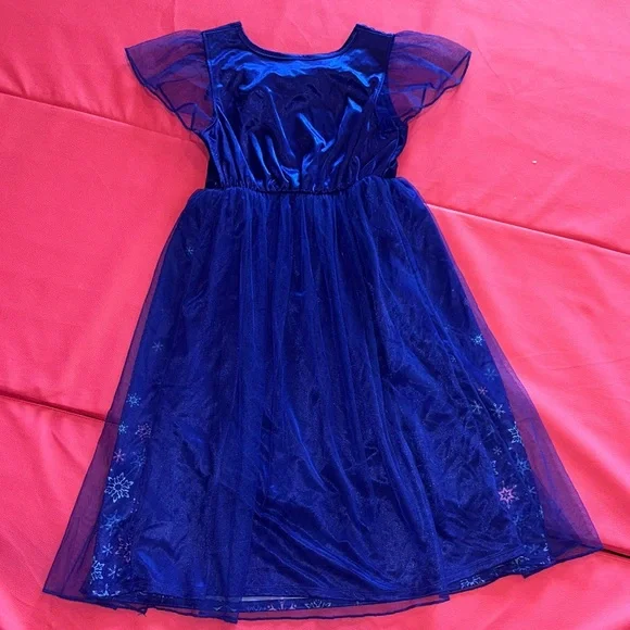Disney’s FrozenSnowflake Nightgown/Dress Up Dress.  Size 6X. - Picture 5 of 5